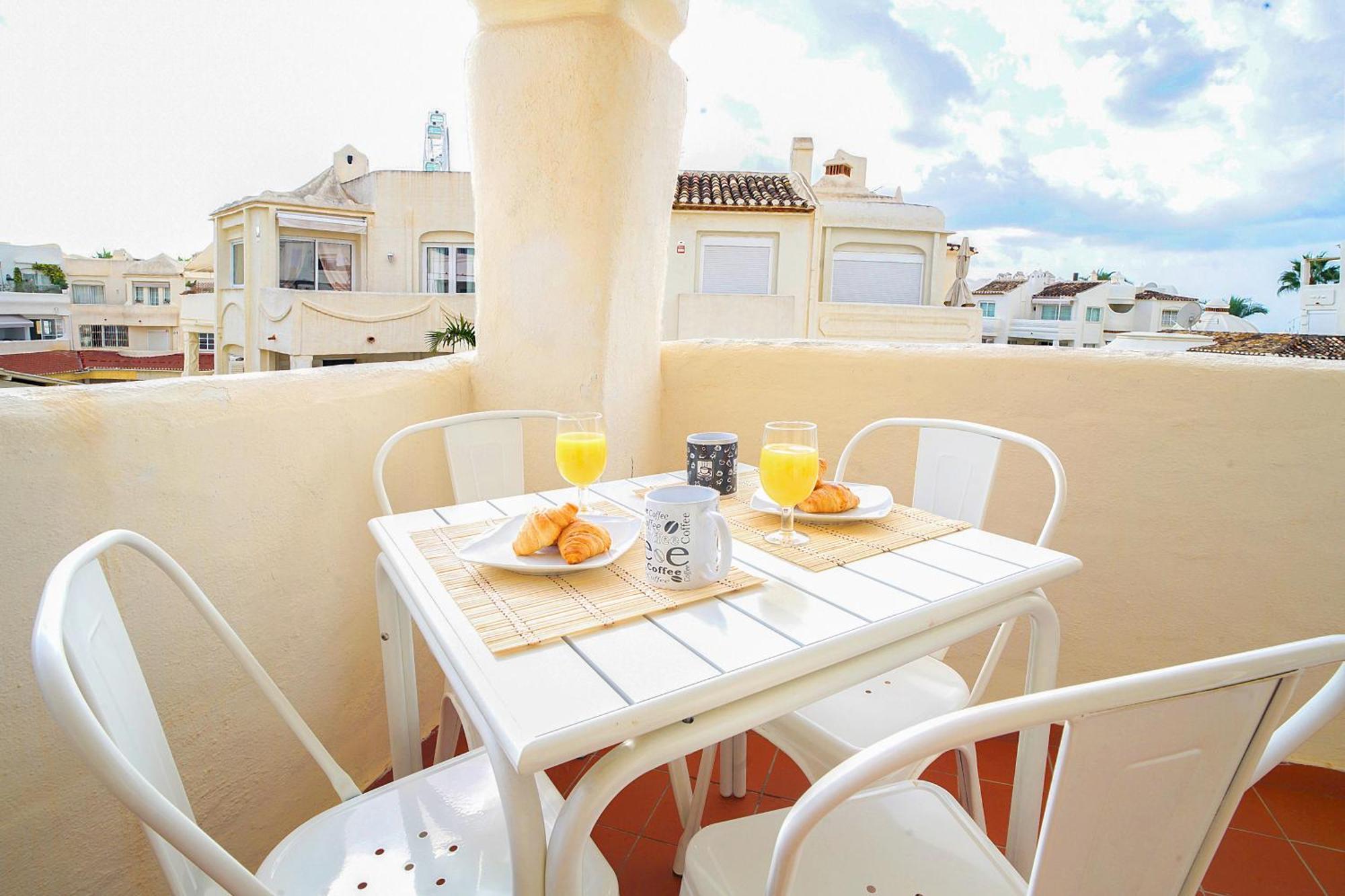 Apartmento En La Pequena Venecia, Puerto Marina بينالماذينا المظهر الخارجي الصورة