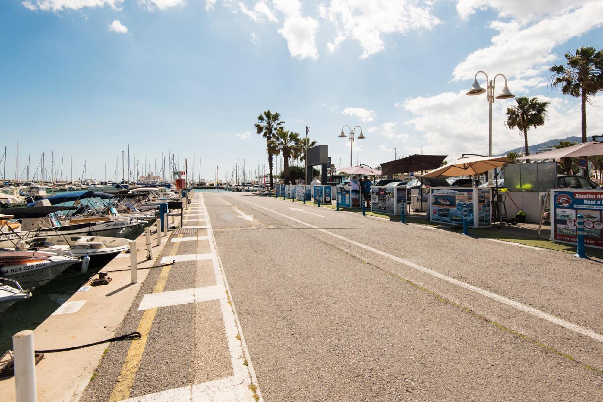 Apartmento En La Pequena Venecia, Puerto Marina بينالماذينا المظهر الخارجي الصورة