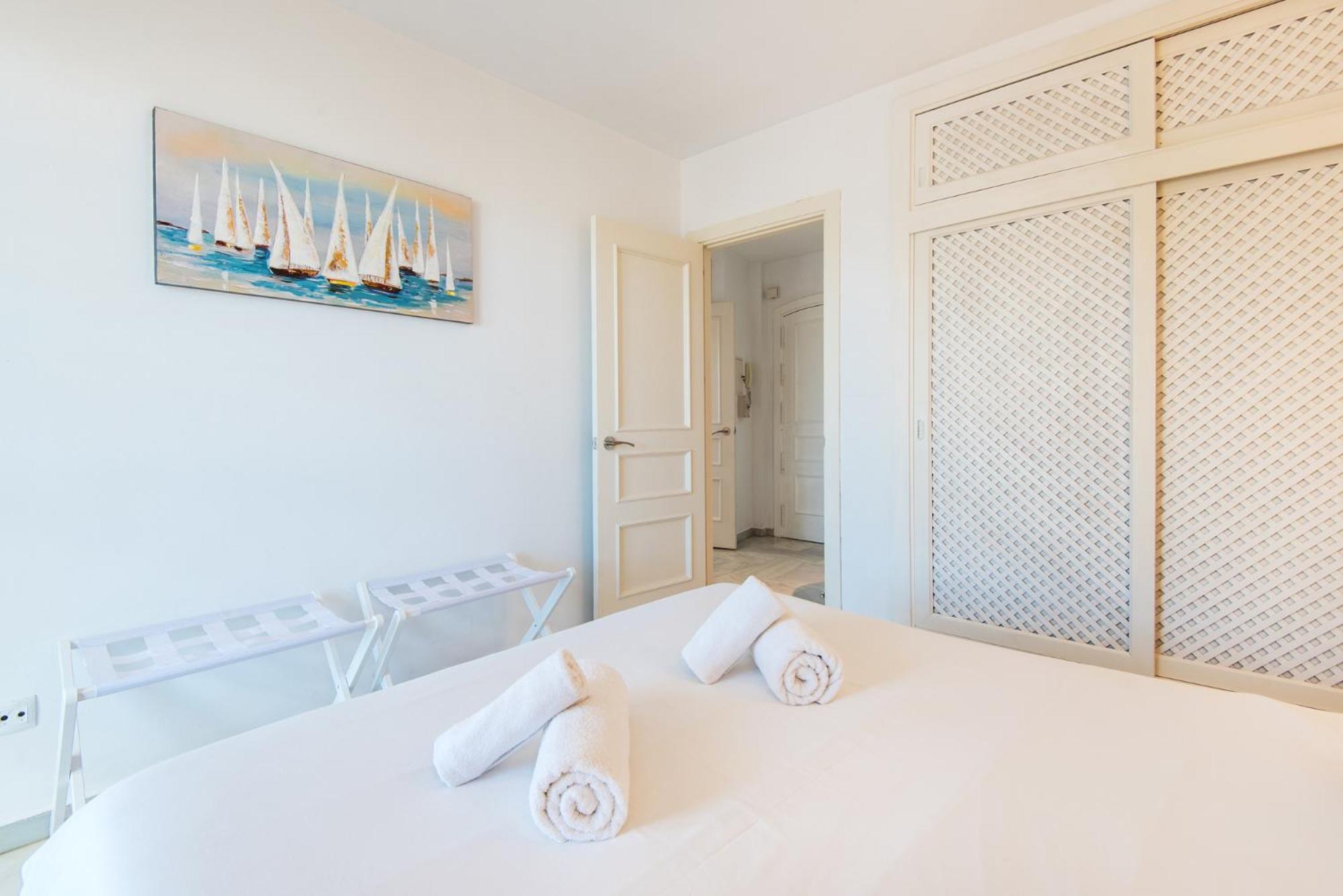 Apartmento En La Pequena Venecia, Puerto Marina بينالماذينا المظهر الخارجي الصورة