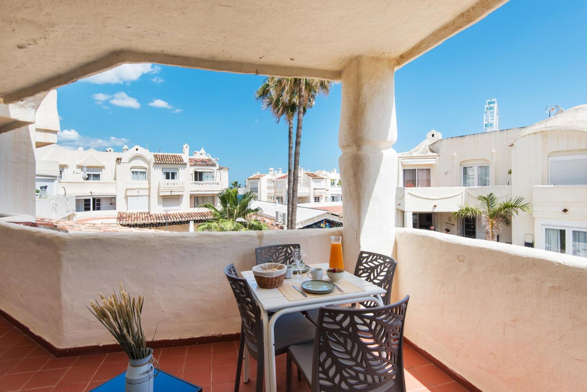 Apartmento En La Pequena Venecia, Puerto Marina بينالماذينا المظهر الخارجي الصورة